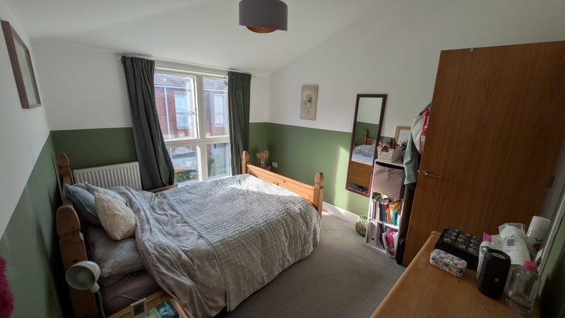 Room Measham Close in Nottingham