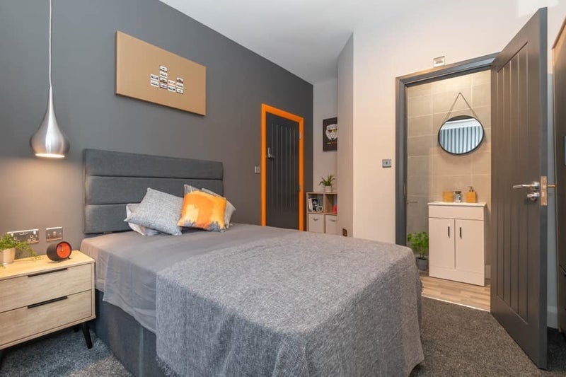 Room Link Road in Birmingham