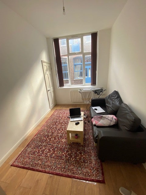 Flat Upper George Street in Luton