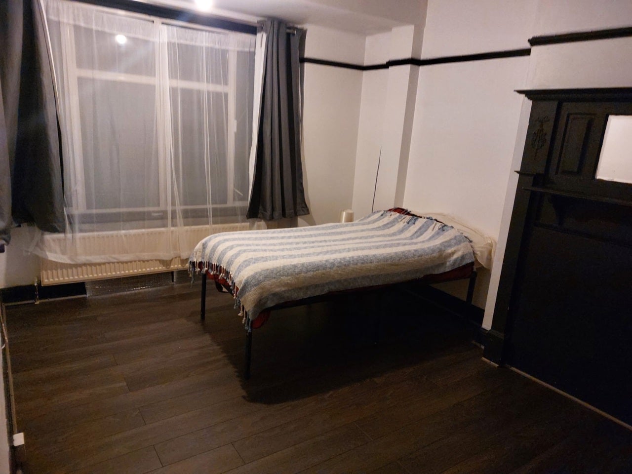 Room Burlington Road in Greater London