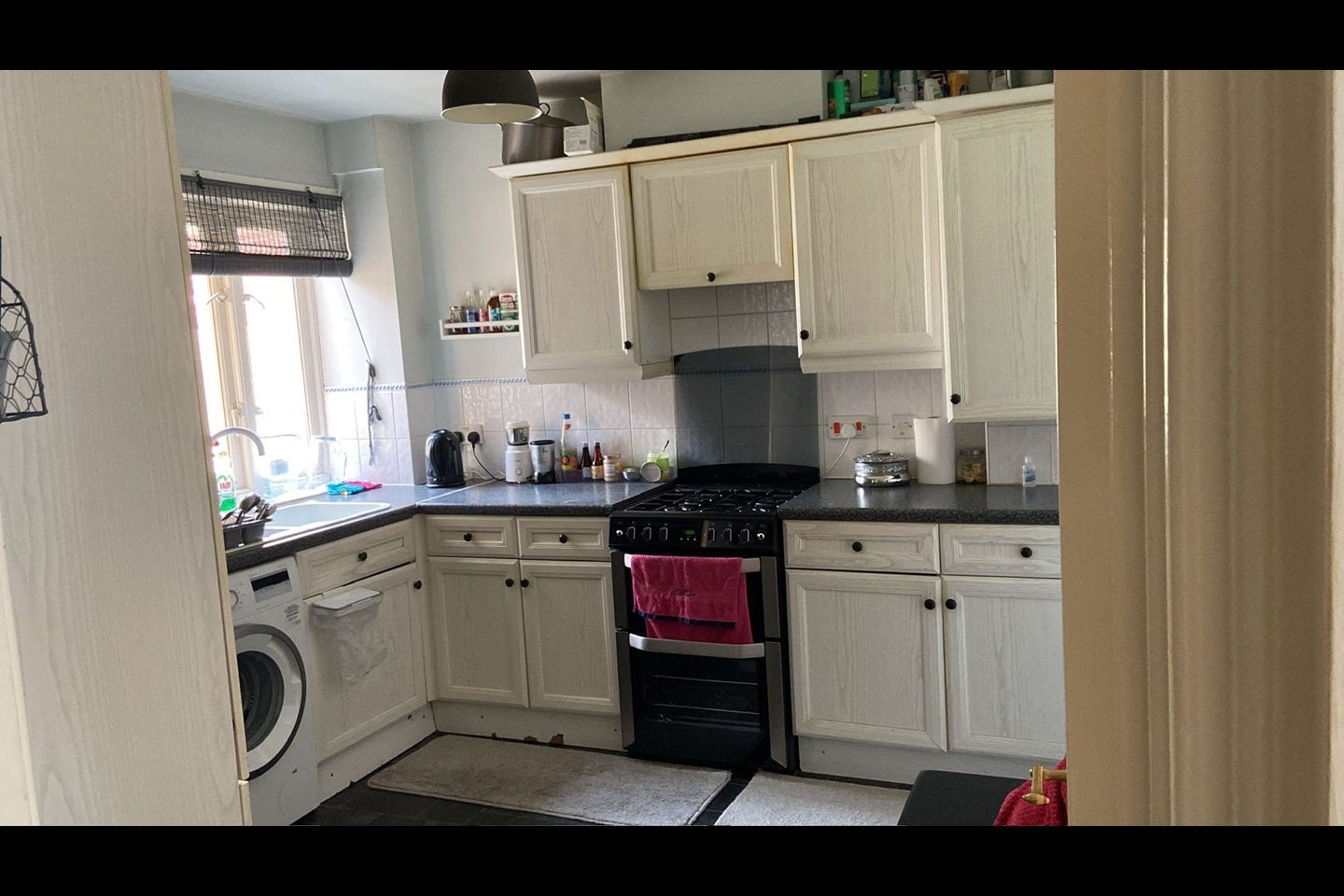 Room Burlington Road in Greater London