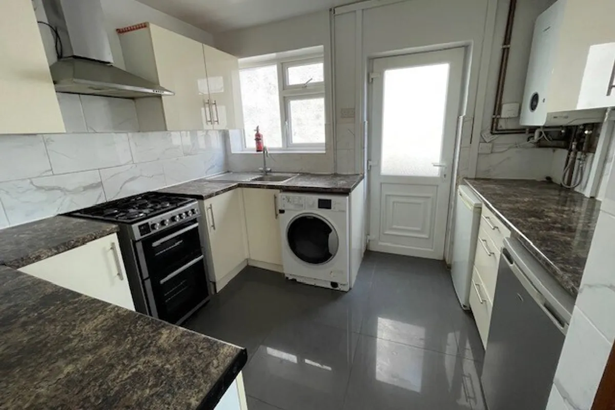 Room Rydal Avenue in Charnwood