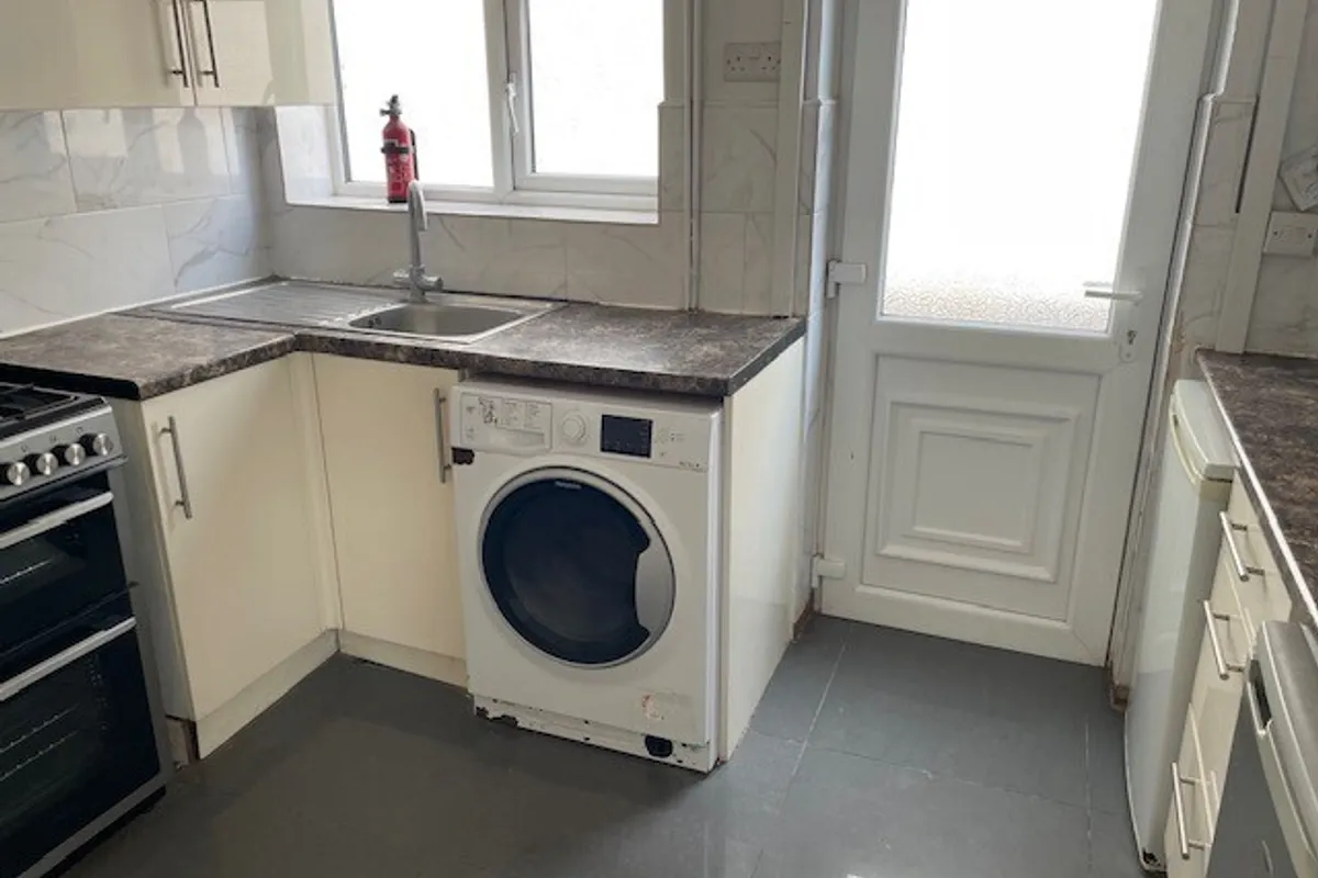 Room Rydal Avenue in Charnwood