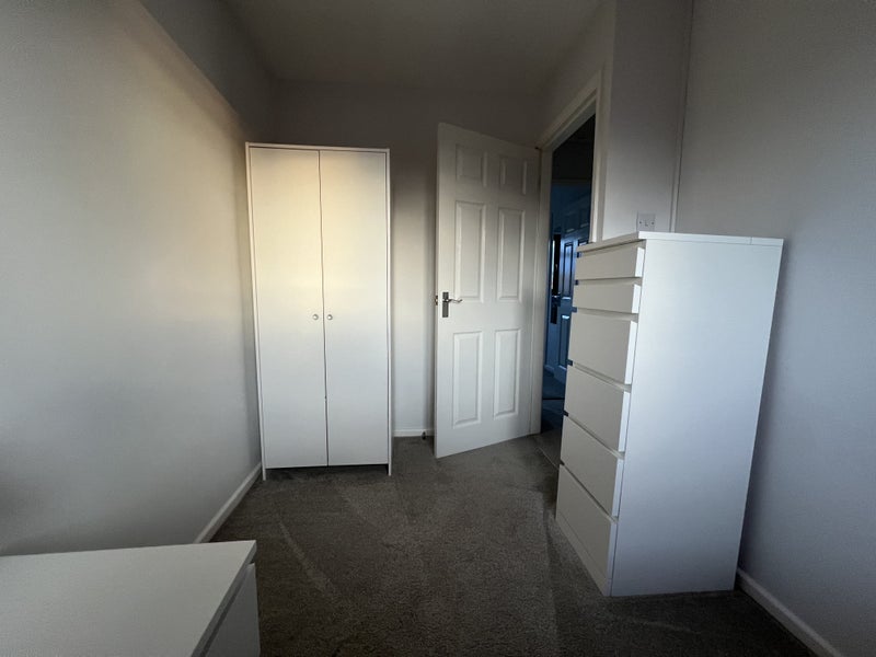 Room Squires Court in Brierley Hill