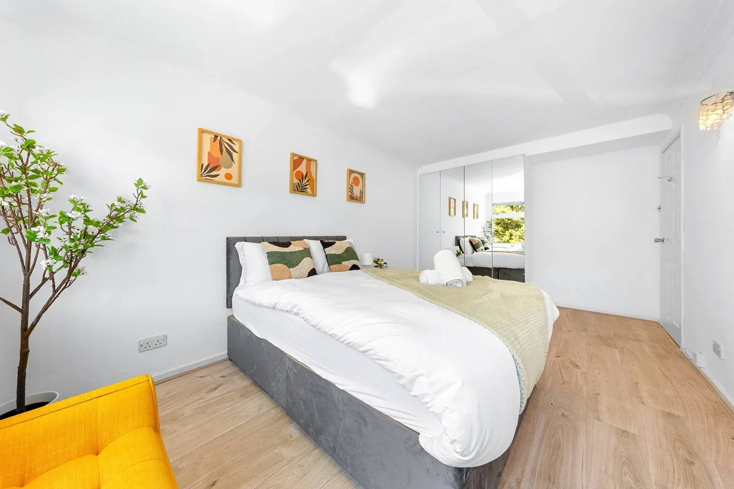 Flat Belle Vue Lane in Hertsmere