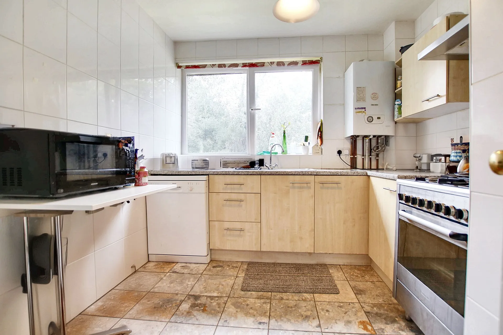 Flat Holmfield Road in Leicester