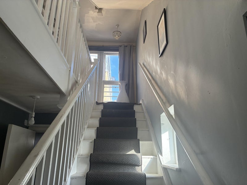 Room Morrison Road in Greater London