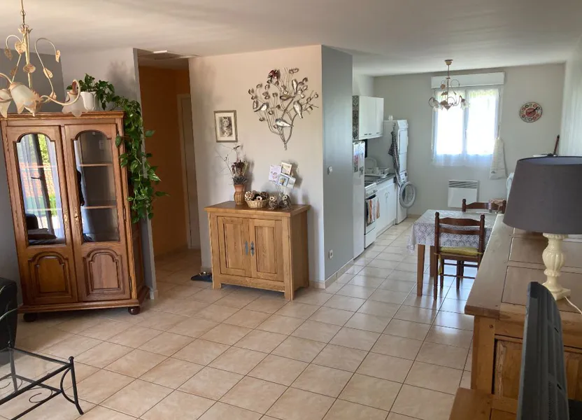 Flat Route du Vignoble in Verneuil-sur-Vienne
