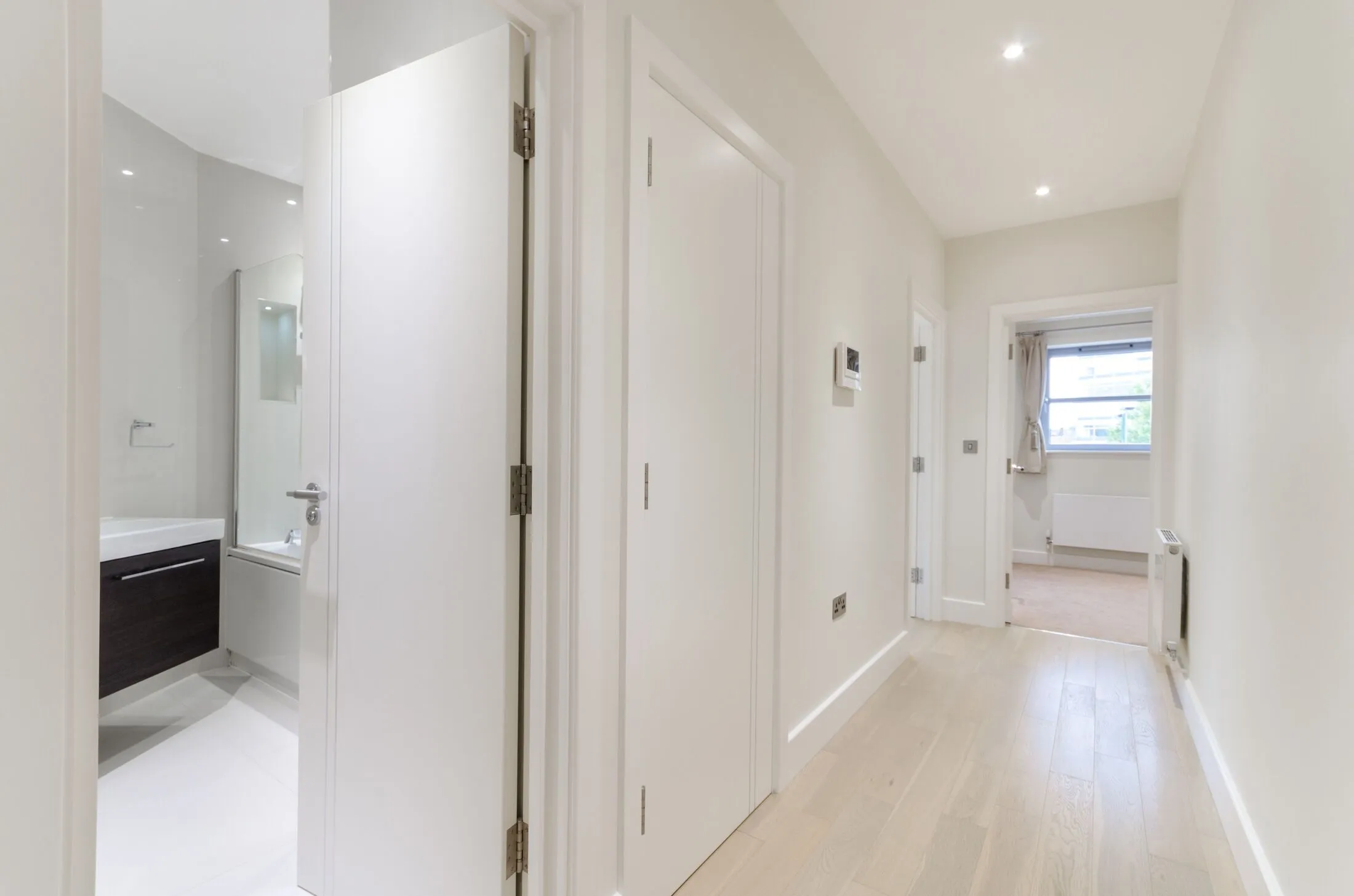 Flat Barnsbury Lane in Greater London
