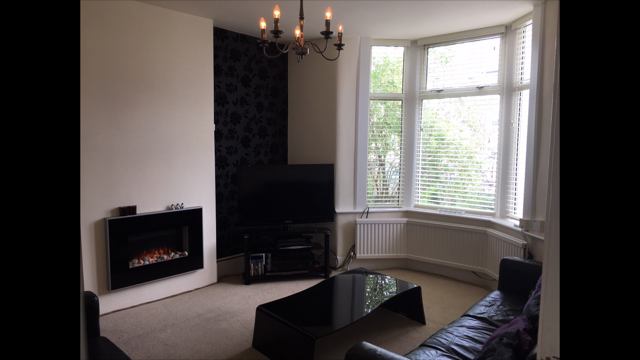 Room Downend Road in Bristol
