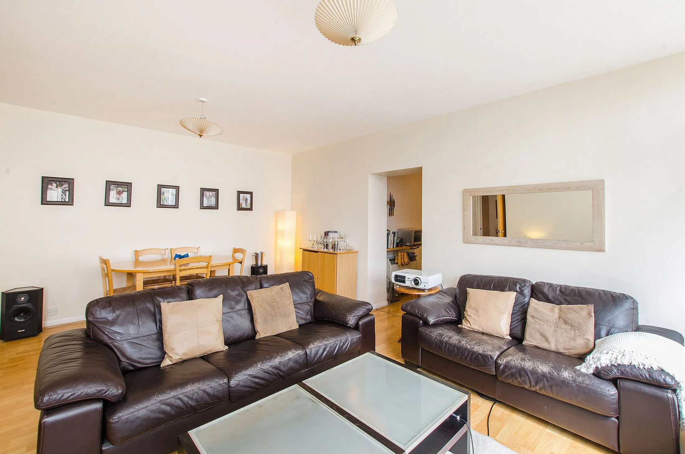 Flat Newington Causeway in Greater London