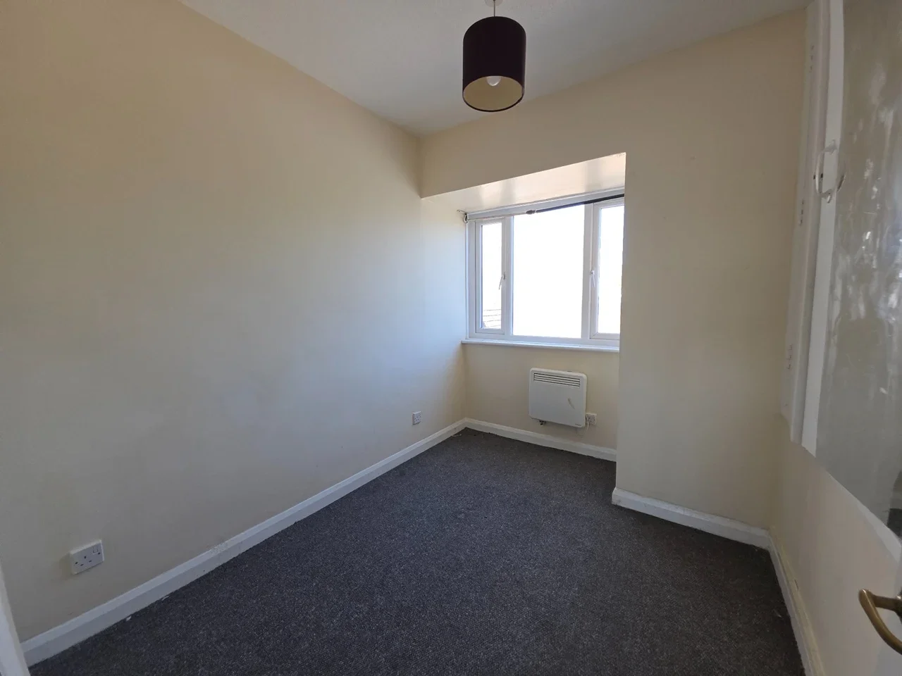 Flat Uxbridge Road in Greater London