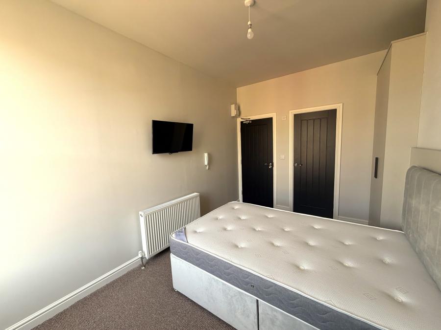 Room Azalea Terrace North in Sunderland
