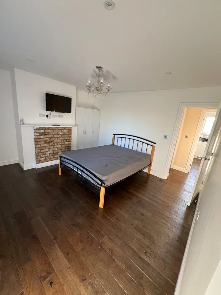 Flat Tempsford Avenue in Hertsmere