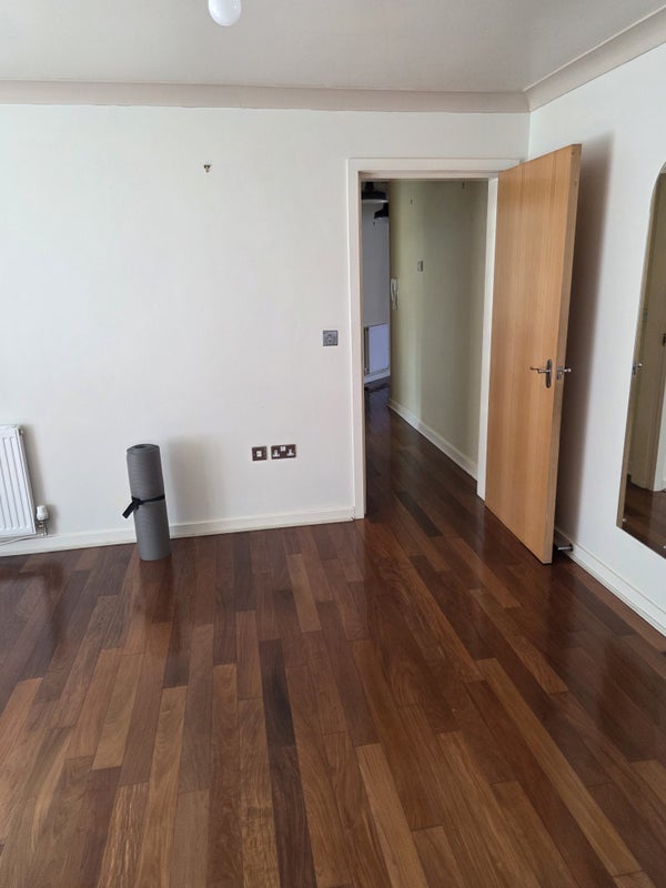 Room Threelands in Kirklees