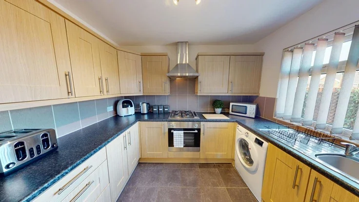 Flat Merrivale Road in Halewood