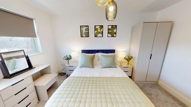 Flat Merrivale Road in Halewood