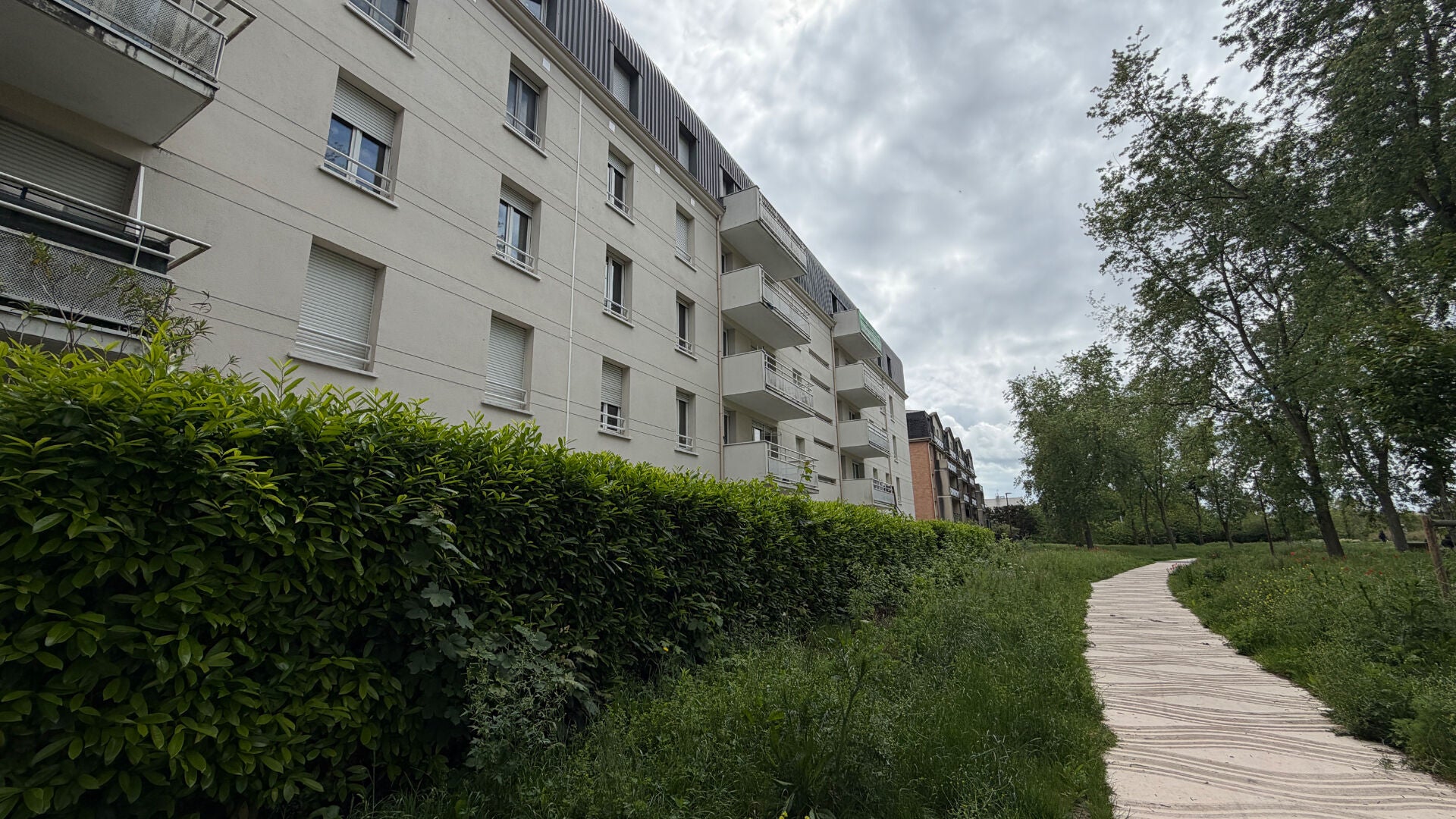 Appartement Desserte Ernest Cognacq à Évry