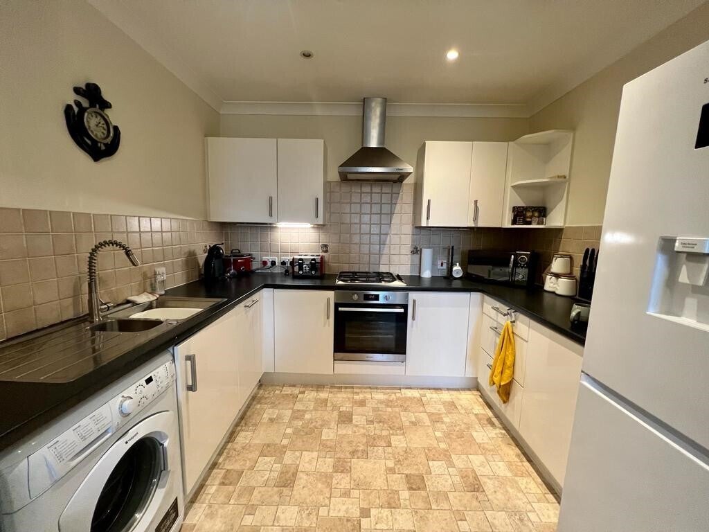 Flat Roundham Road in Paignton