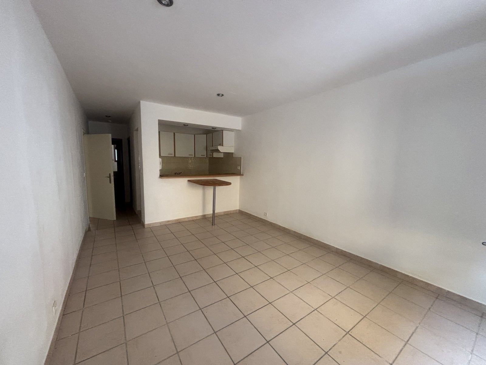 Appartement Avenue Général de Gaulle à La Londe-les-Maures
