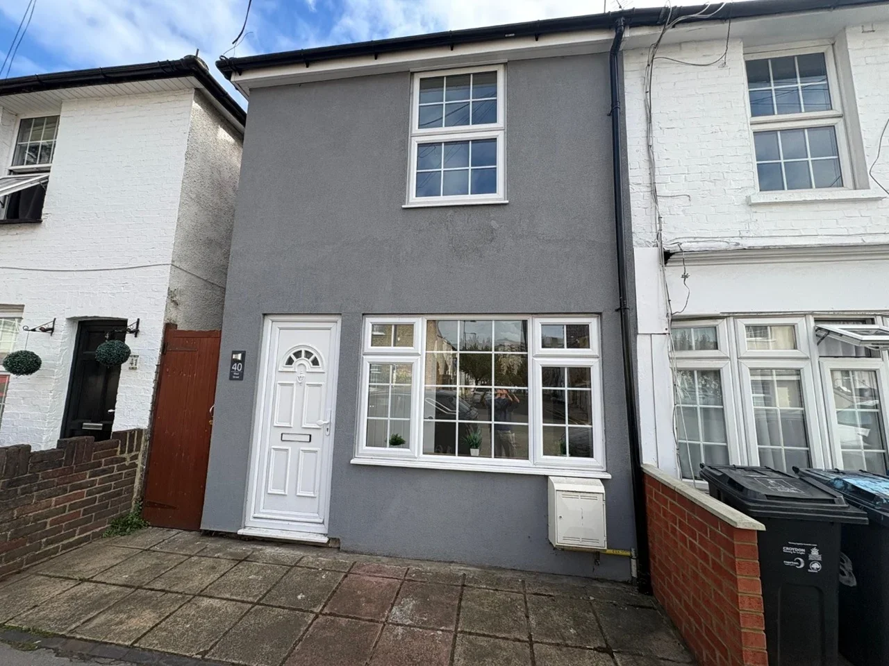 House West Street in Greater London
