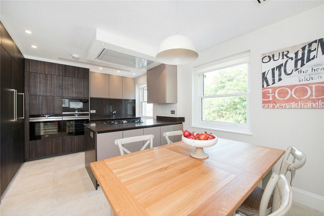 Flat Arkwright Road in Greater London