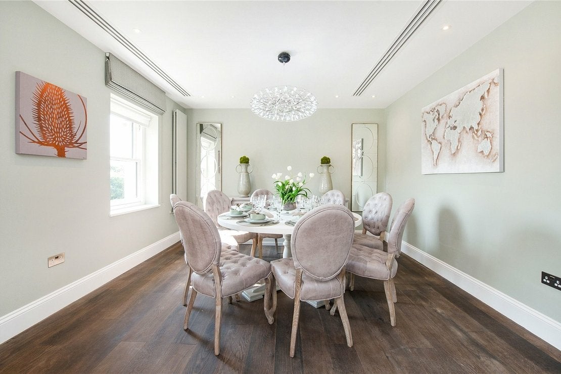 Flat Arkwright Road in Greater London