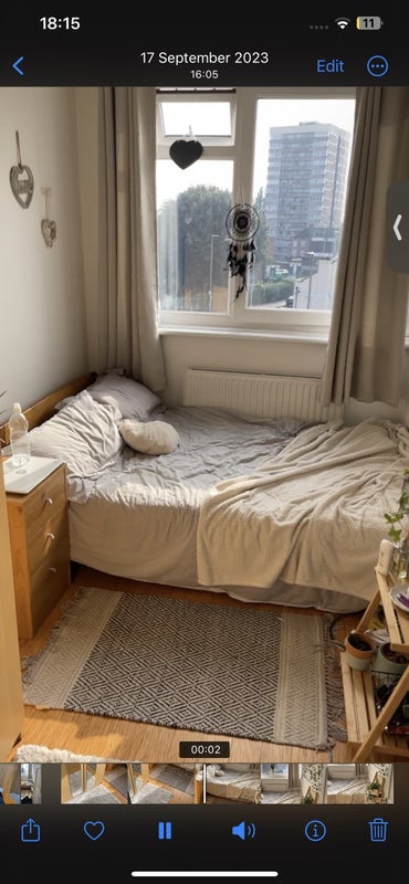Room Strathdon Drive in Greater London