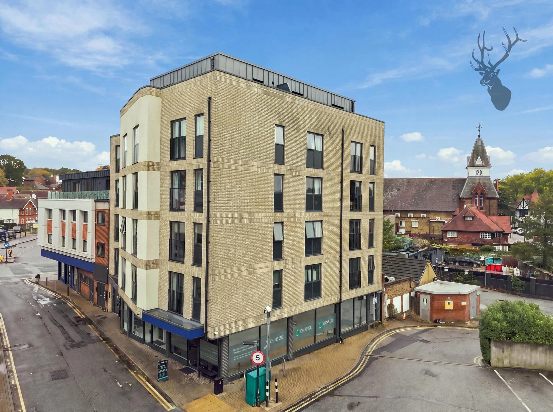 Flat Court Yard in Greater London