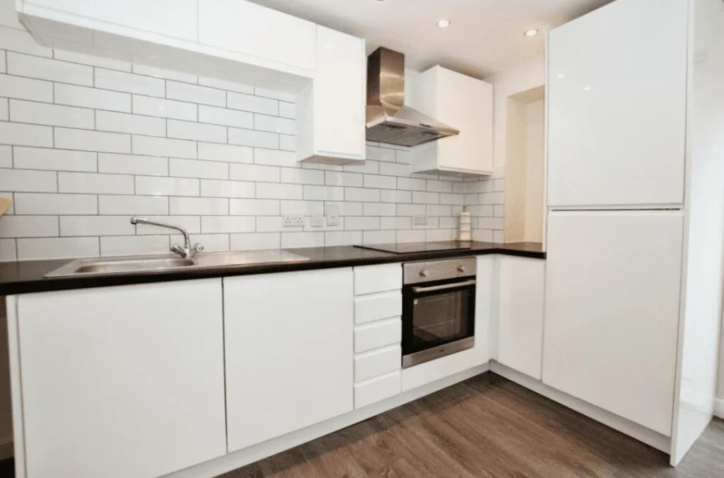 Flat St. Leonard's Road in Greater London