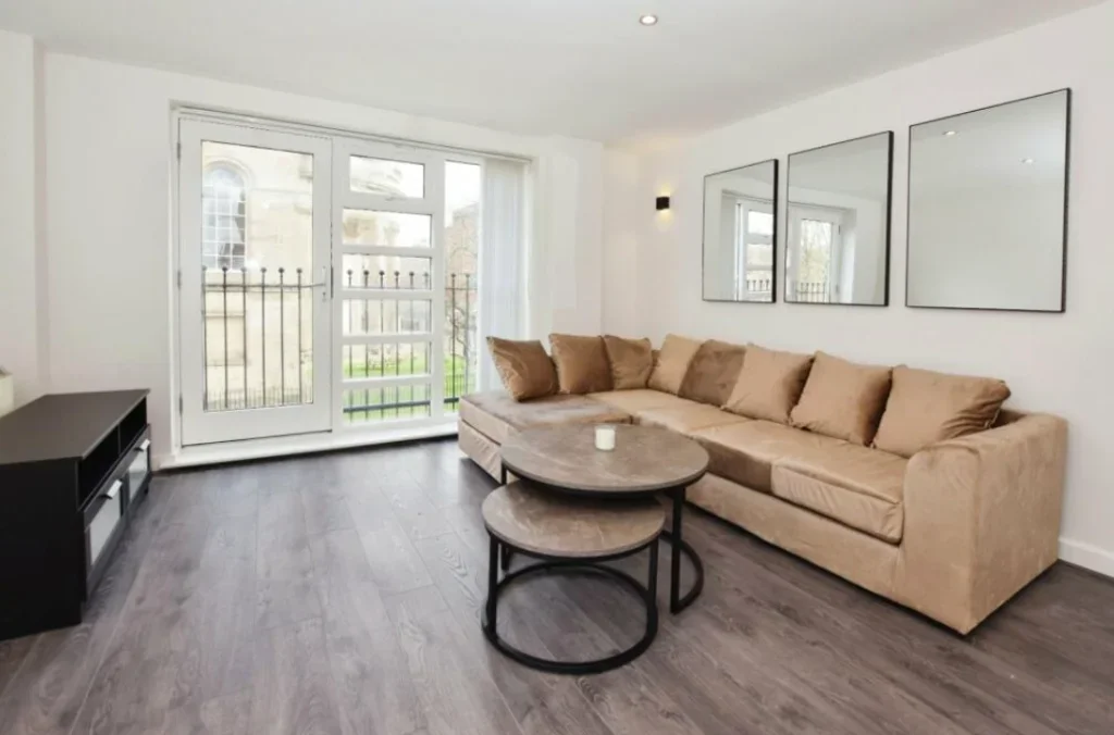 Flat St. Leonard's Road in Greater London