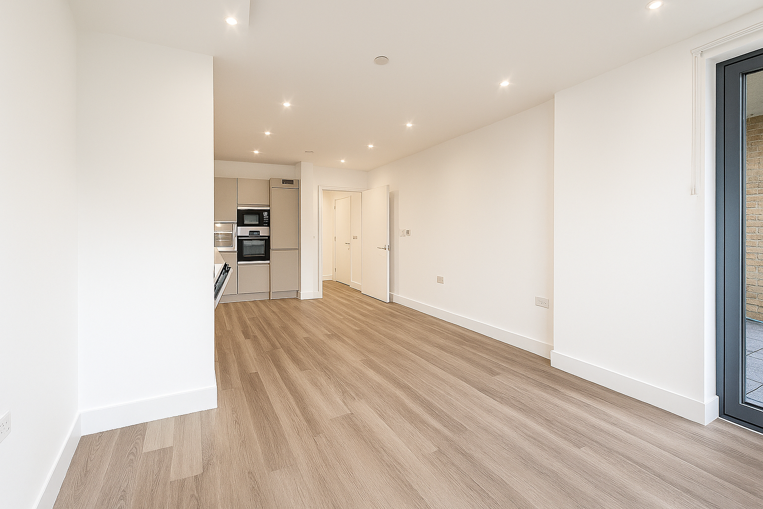 Flat Juniper Crescent in Greater London