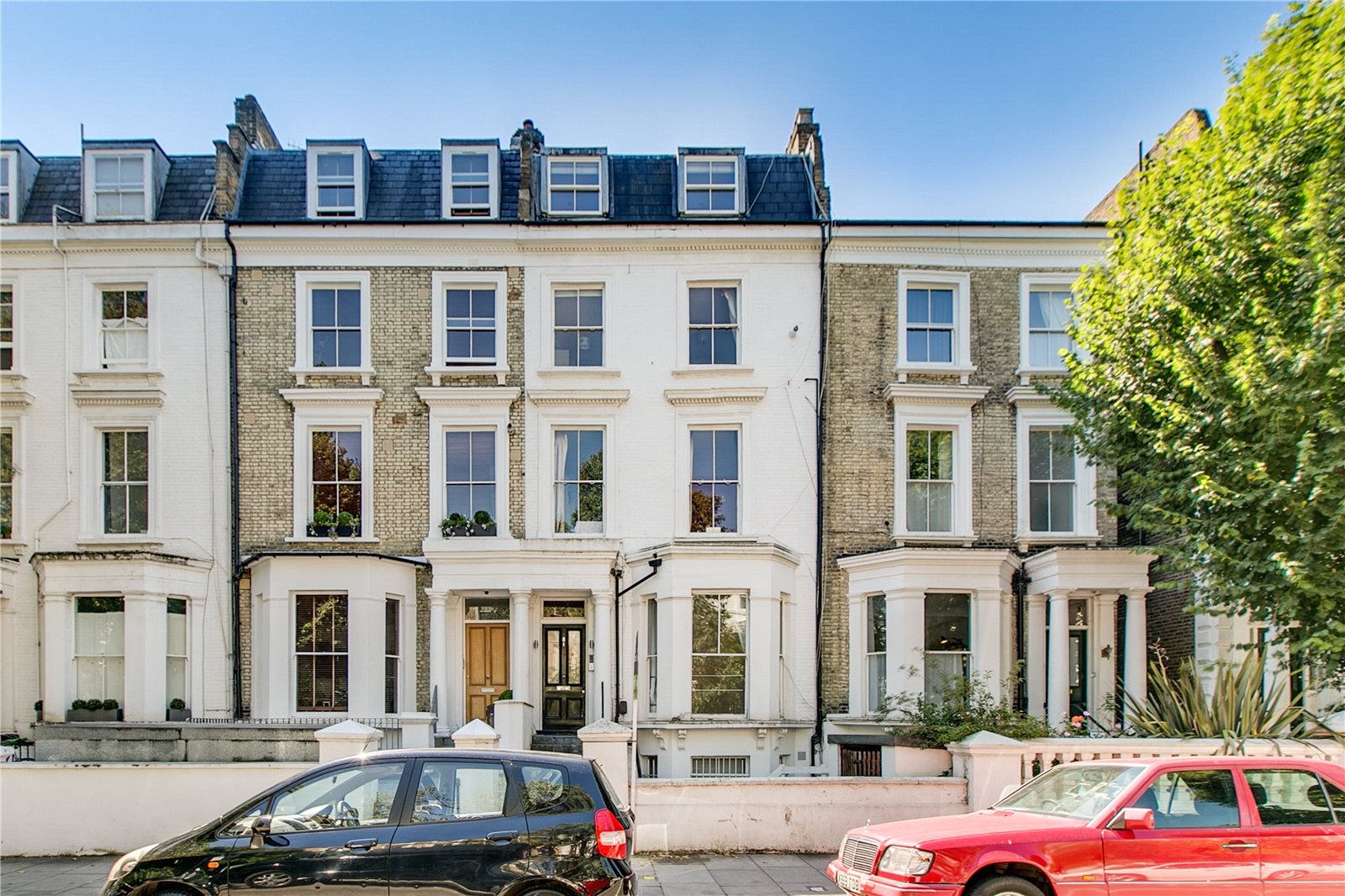 Flat Elsham Road in Greater London