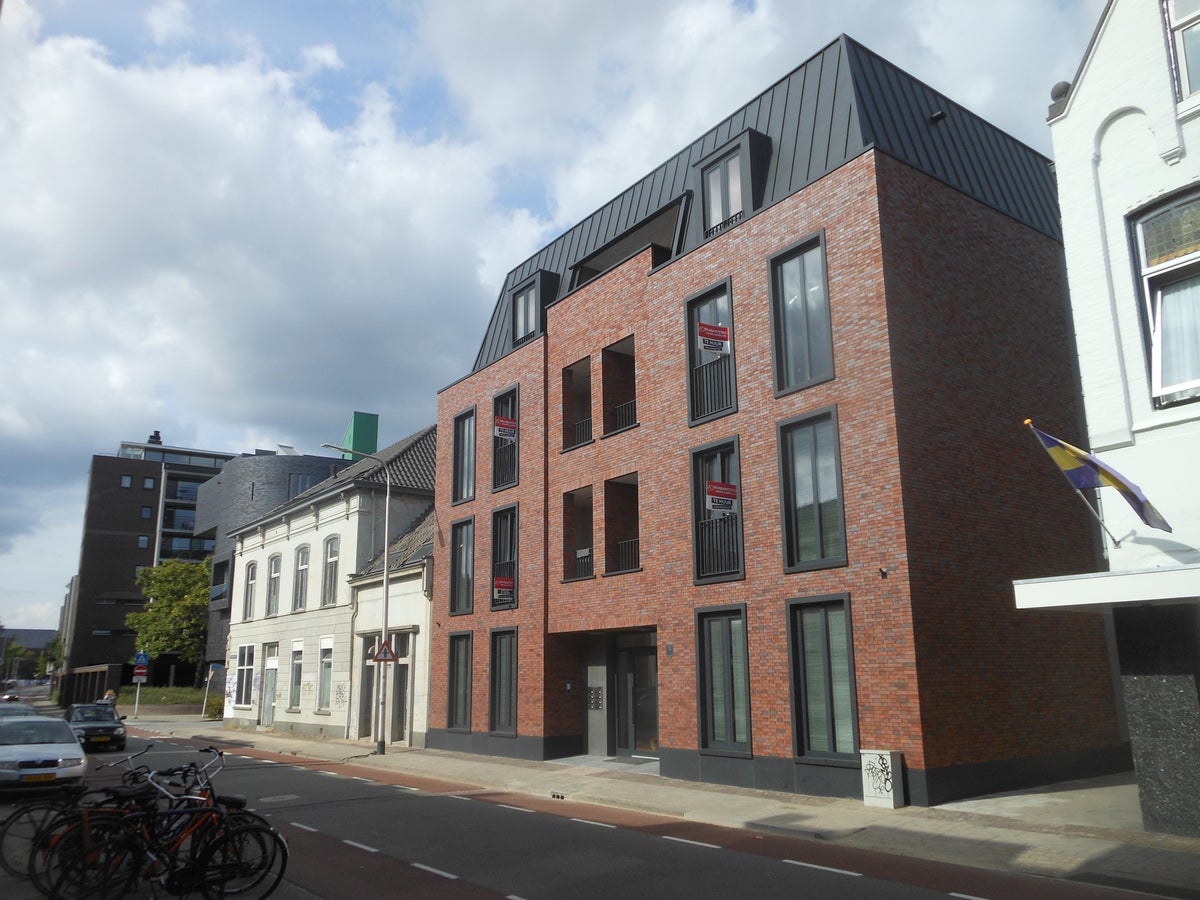 Appartement Bisschop Zwijsenstraat 11