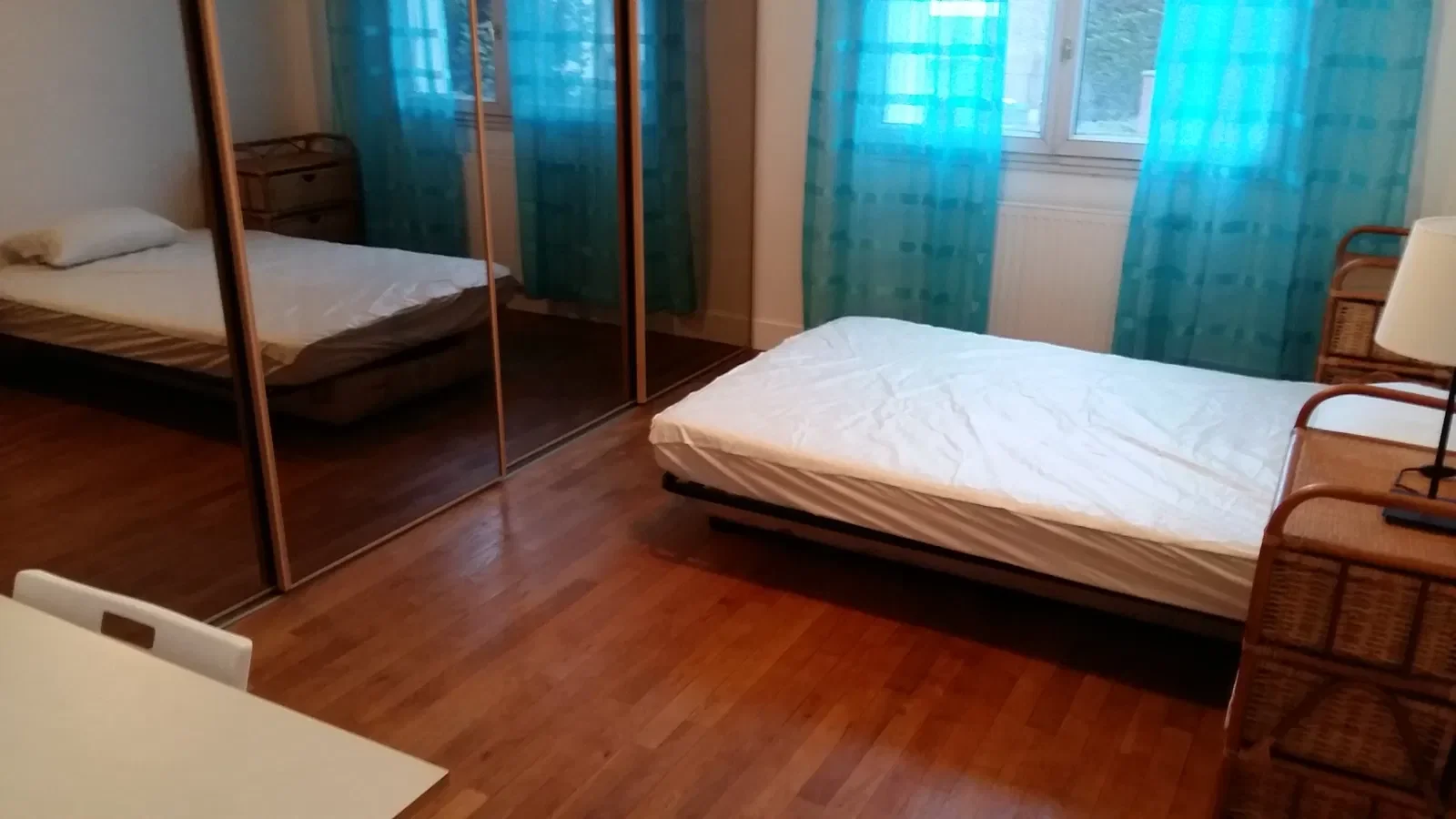 Room Boulevard du Maréchal Joffre in Bourg-la-Reine