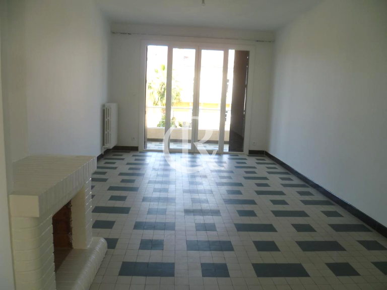 Appartement Avenue Gambetta à Hyères
