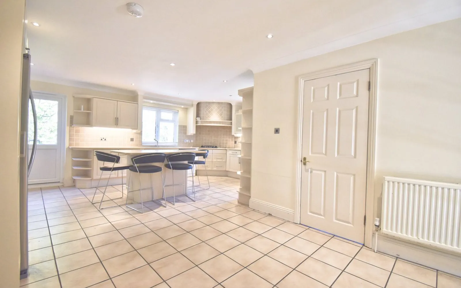 House Danesmead in Elmbridge