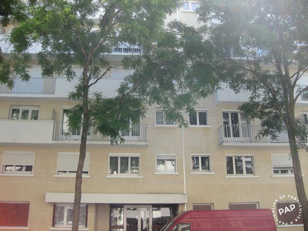 Flat Rue Antoinette Fouque in Paris
