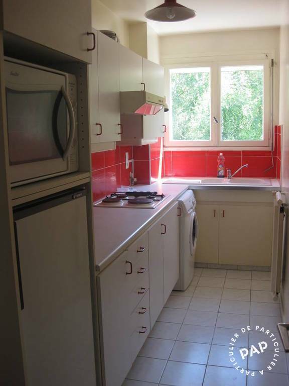 Flat Rue Antoinette Fouque in Paris