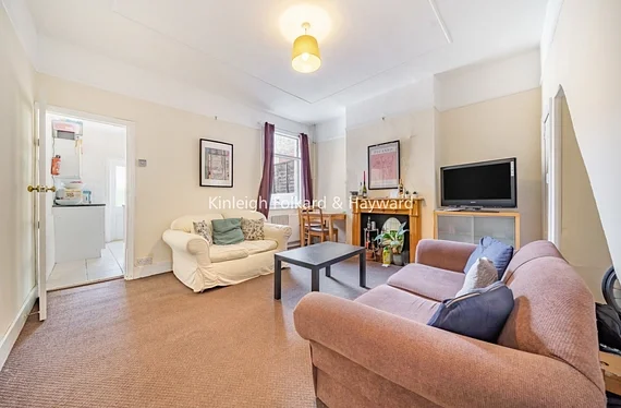 Flat Pevensey Road in Greater London