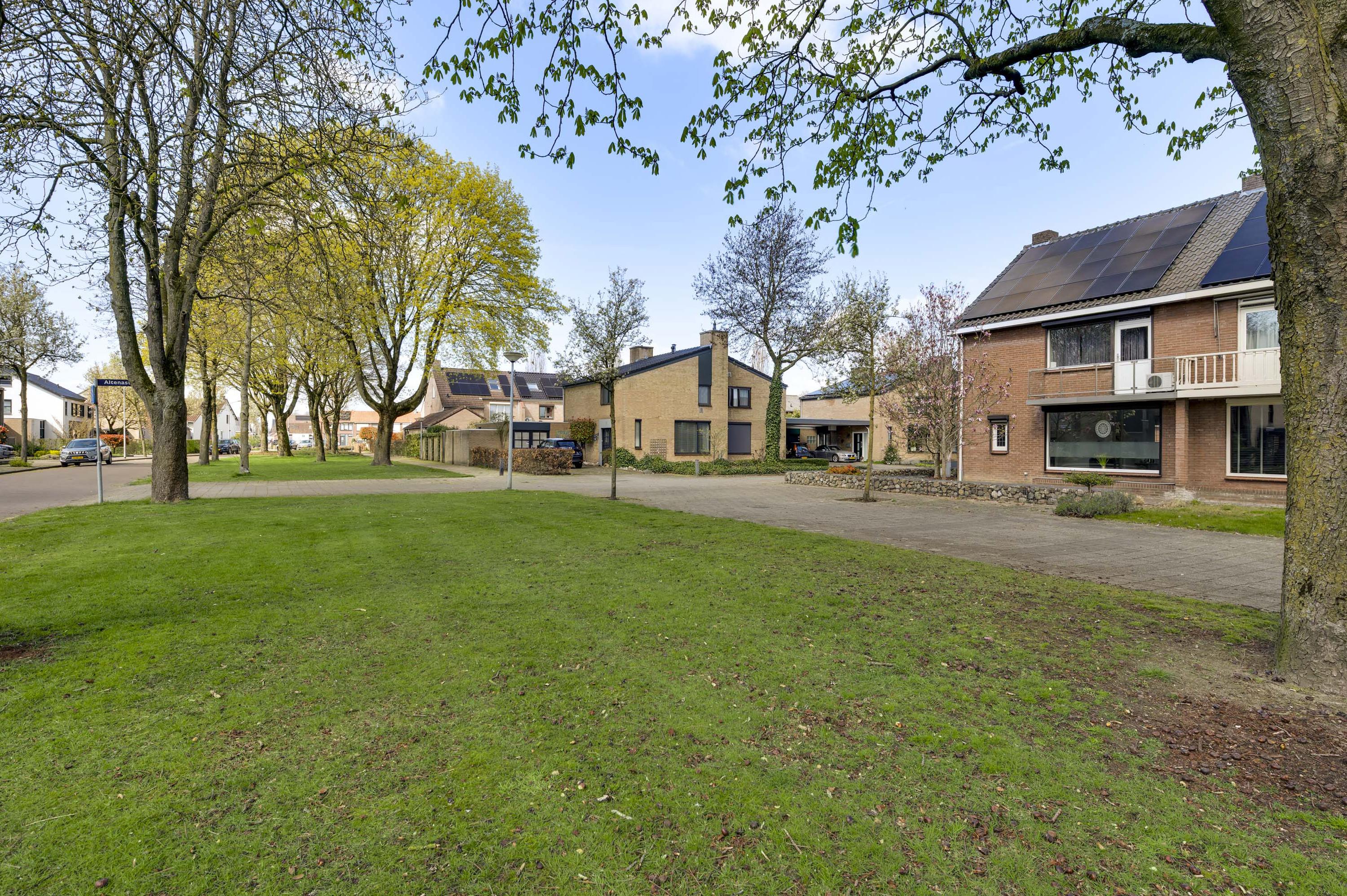 Altenastraat 2 in Weert