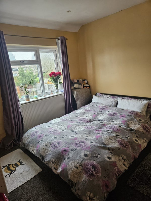 Room Ullswater Road in Bristol