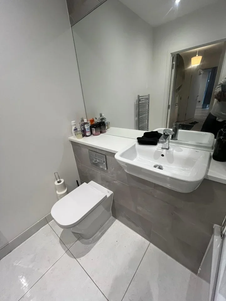 Room Fitch Way in Greater London