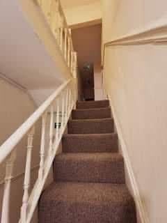 Room Bacheler Street in Hull
