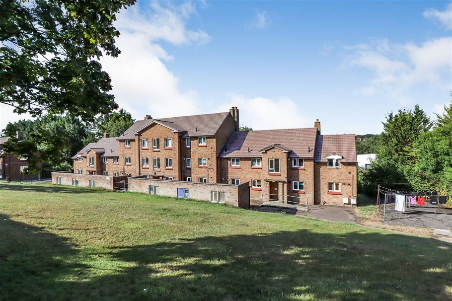 Flat Northfield Road in St Albans