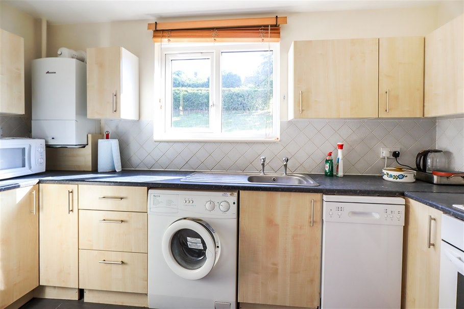 Flat Northfield Road in St Albans