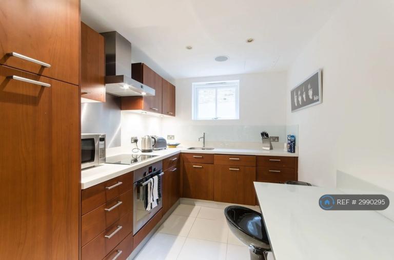 Flat Marlborough Hill in City of Westminster