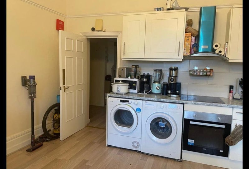 Room Apsley Road in Bristol