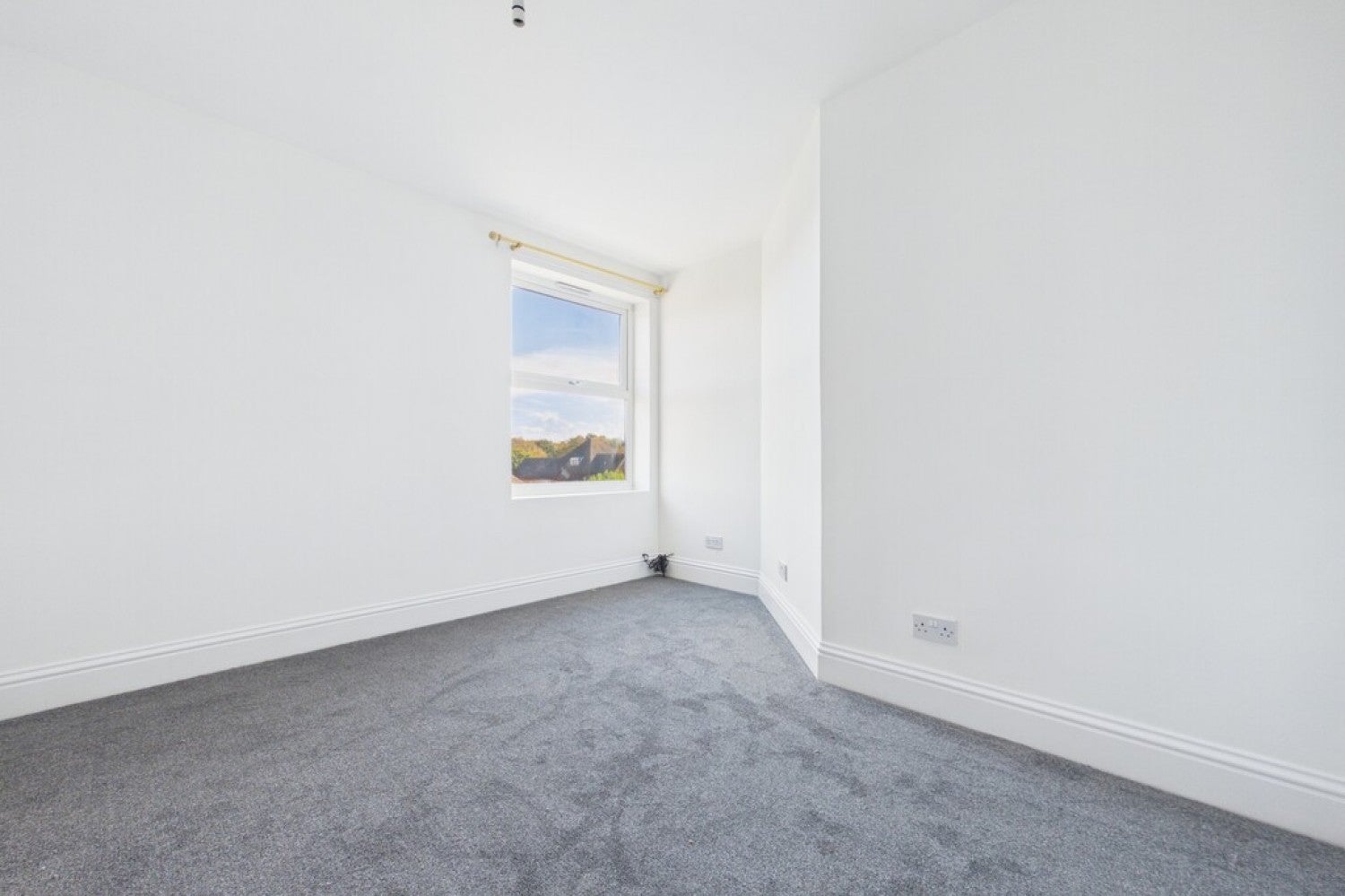 Flat Julian Road in Folkestone and Hythe District