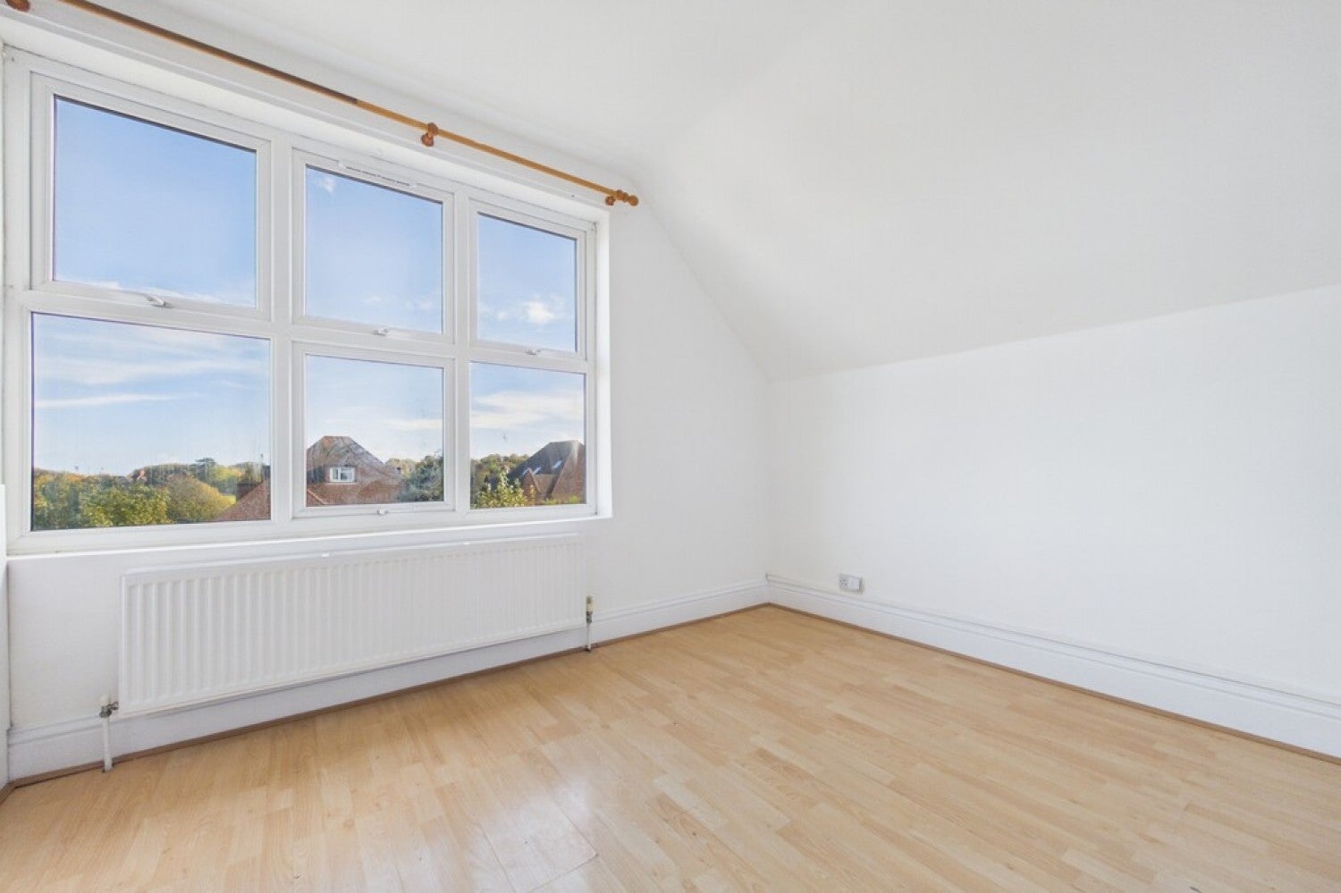 Flat Julian Road in Folkestone and Hythe District
